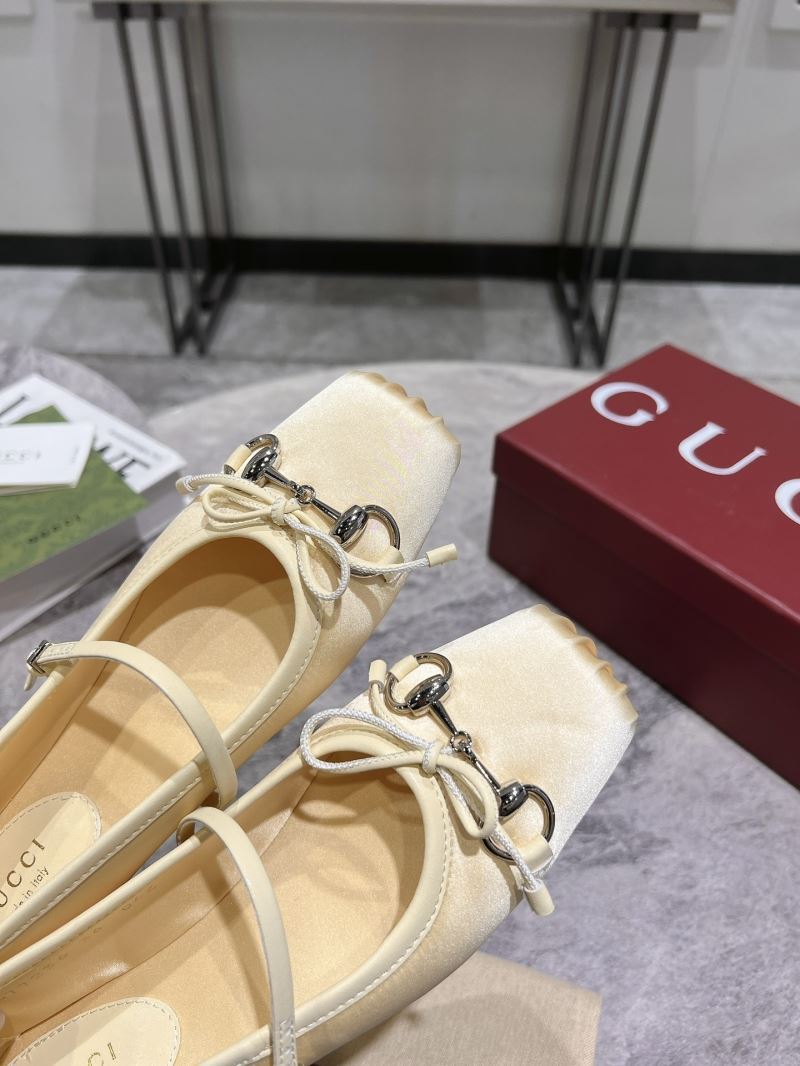 Gucci Low Shoes